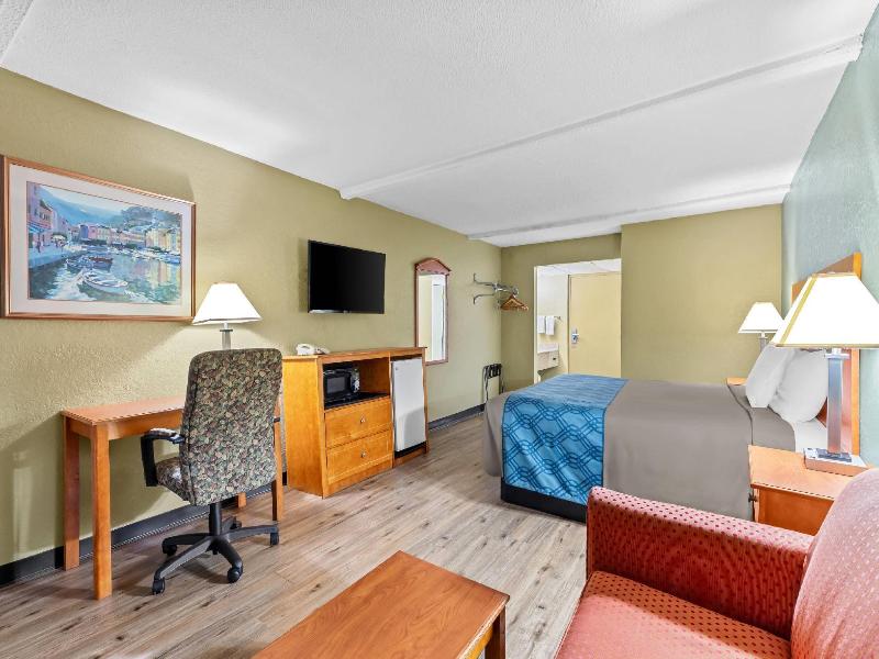 Rodeway Inn Stone Mountain image