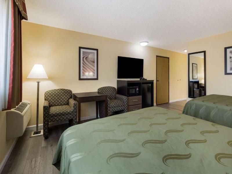 Quality Inn and Suites Medford image