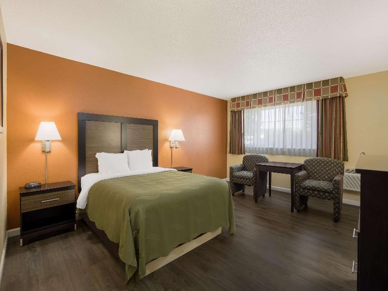 Quality Inn and Suites Medford image