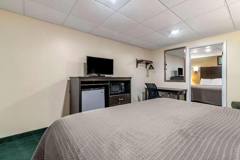 Rodeway Inn Lake George Outlet image