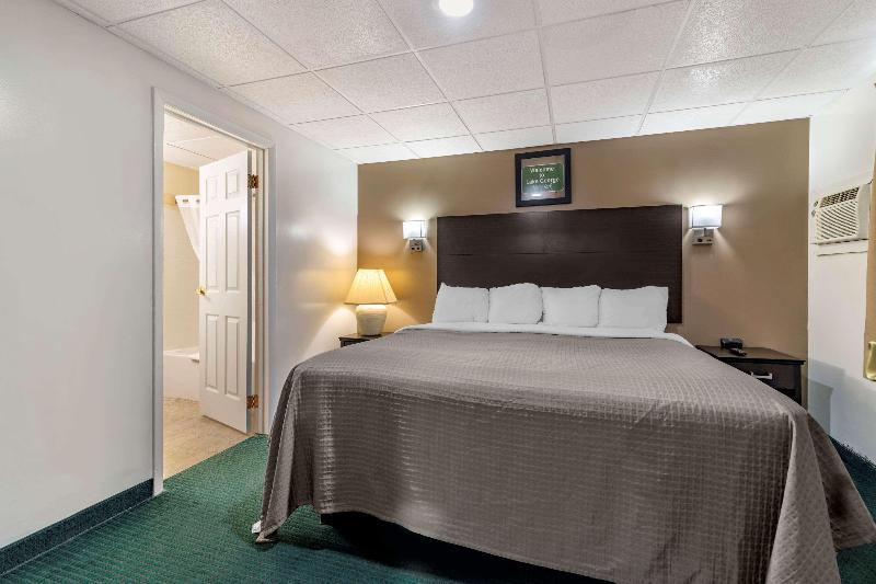 Rodeway Inn Lake George Outlet image