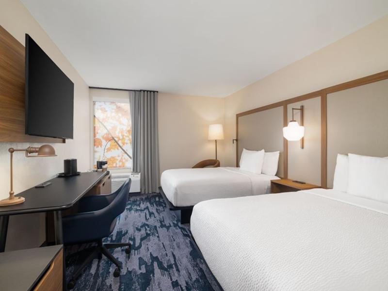 Fairfield by Marriott Inn & Suites Clinton image