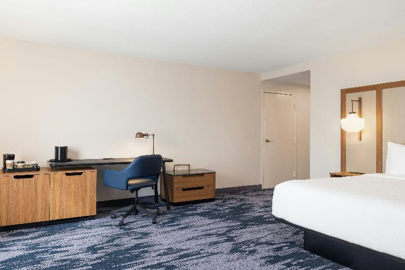 Fairfield by Marriott Inn & Suites Clinton image