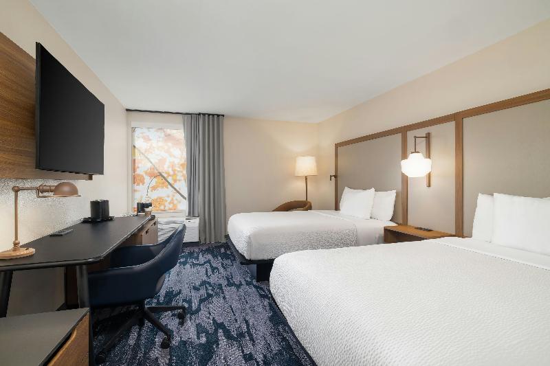 Fairfield by Marriott Inn & Suites Clinton image
