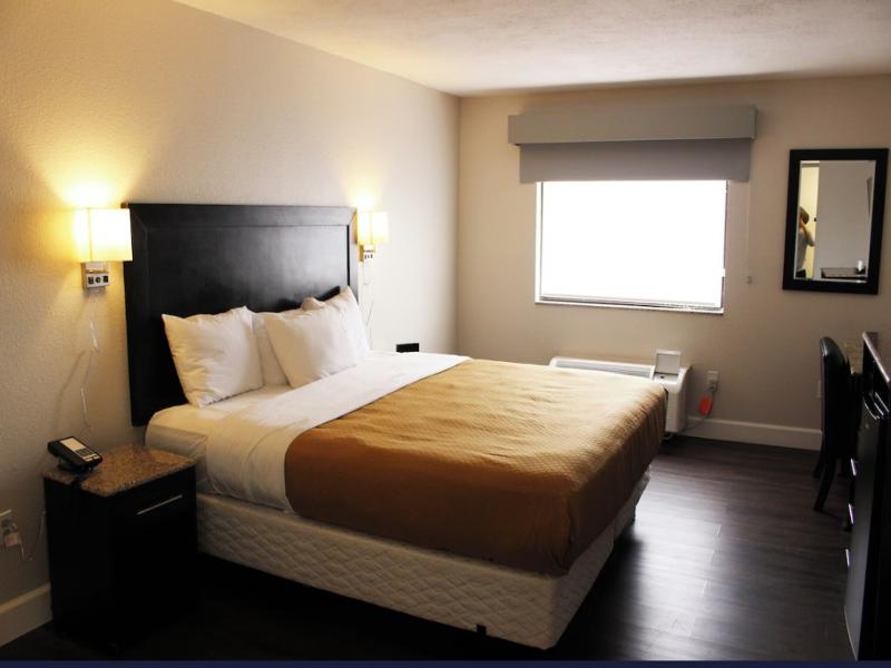 Quality Inn Del Rio image