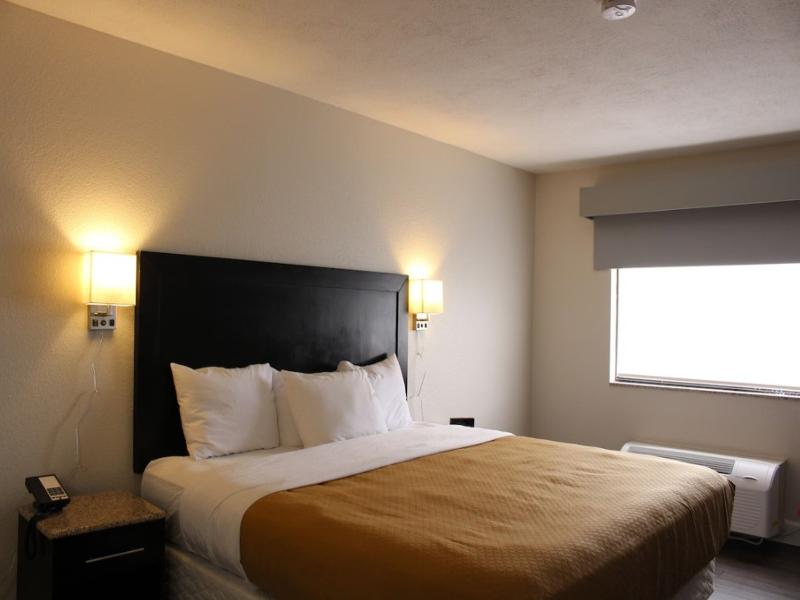 Quality Inn Del Rio image