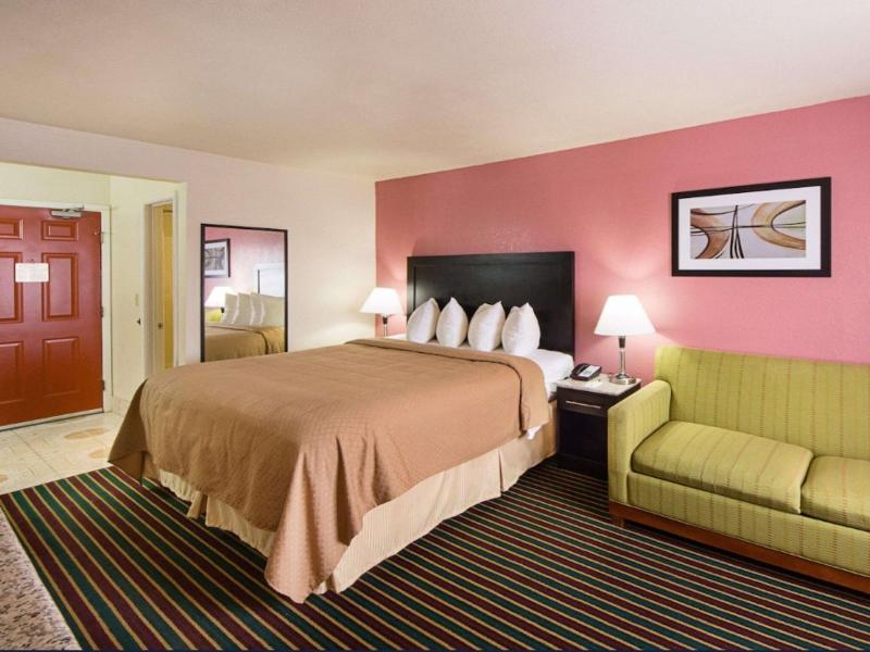 Quality Inn Del Rio image