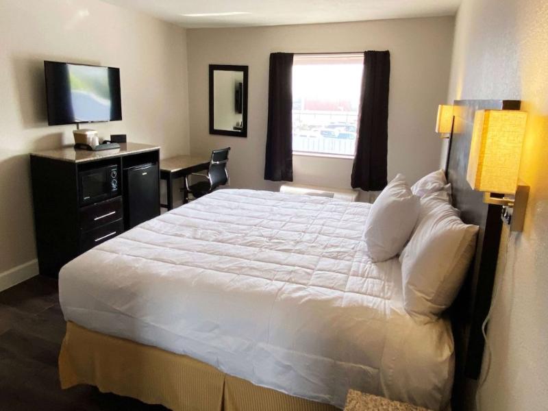 Quality Inn Del Rio image