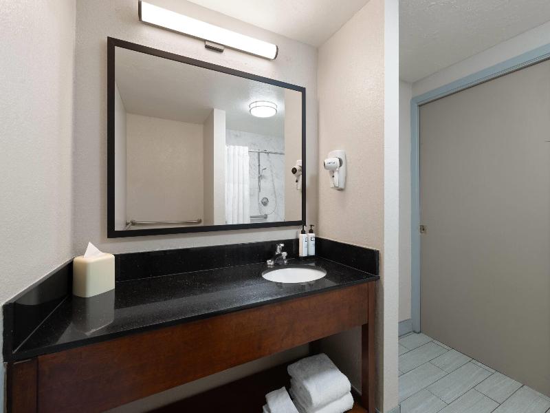Wyndham Garden Newark Fremont / Silicon Valley image