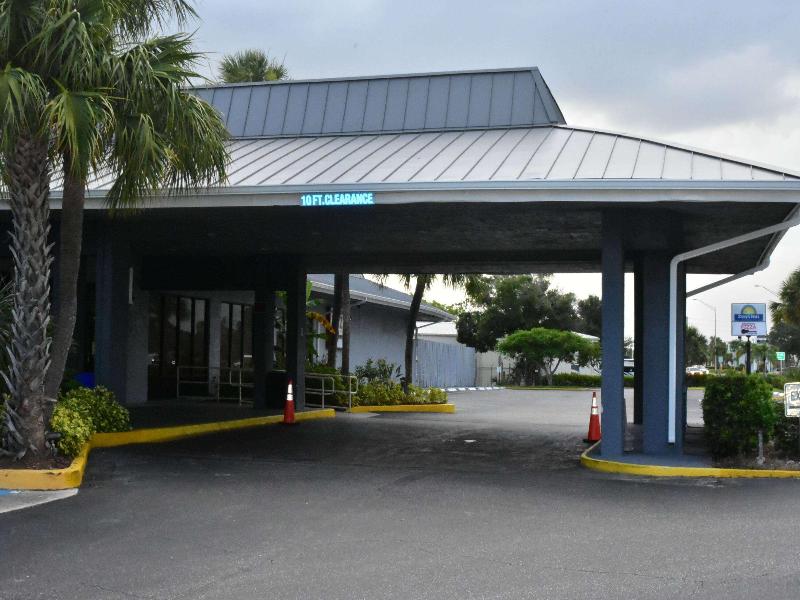 Days Inn by Wyndham Stuart image