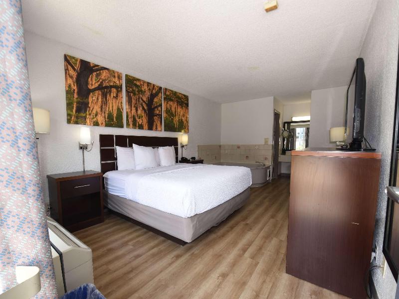 Days Inn by Wyndham Stuart image