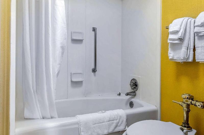 Quality Inn University Area image
