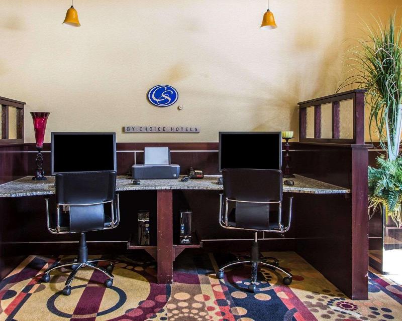 Comfort Suites Troy-I75 image