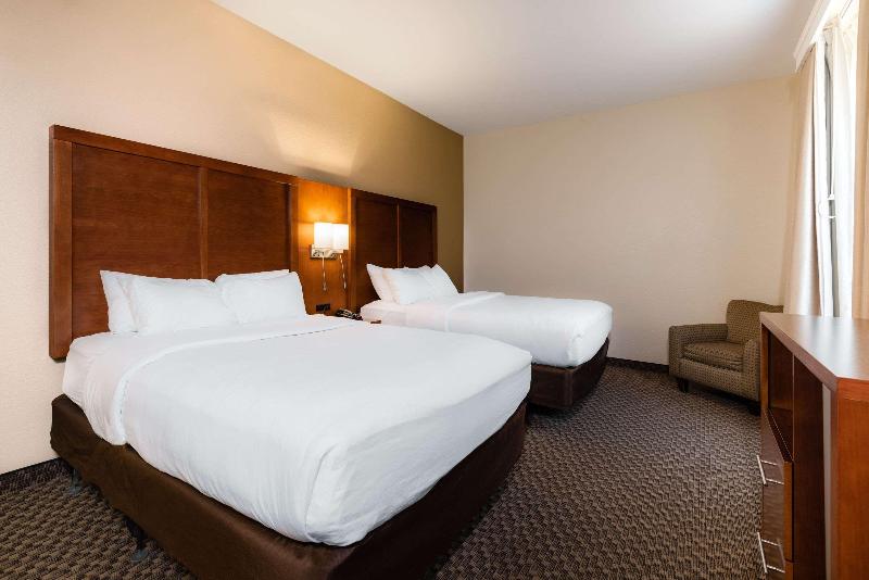 Comfort Suites Troy-I75 image 3