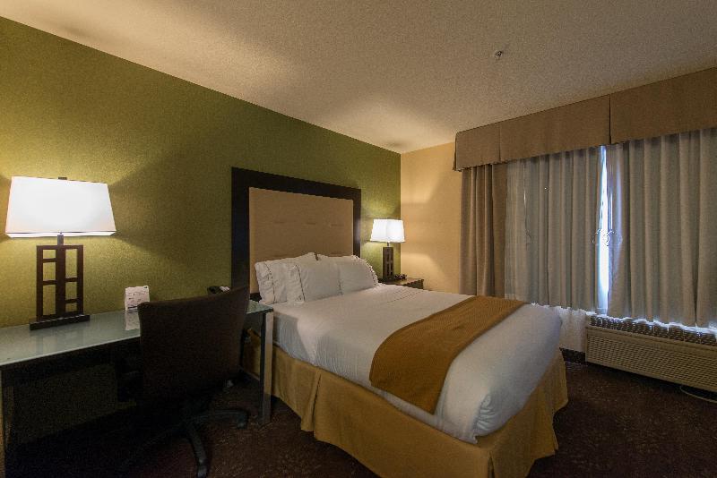 Holiday Inn Express Portland East - Troutdale image