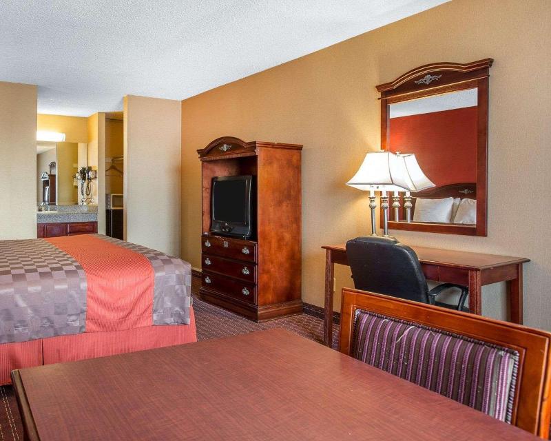 Rodeway Inn Near Home Depot Center image