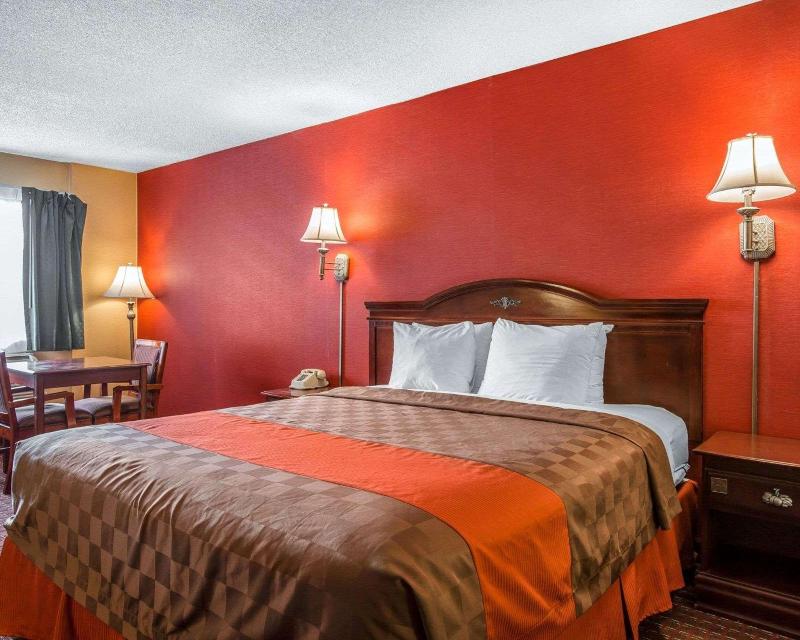 Rodeway Inn Near Home Depot Center image