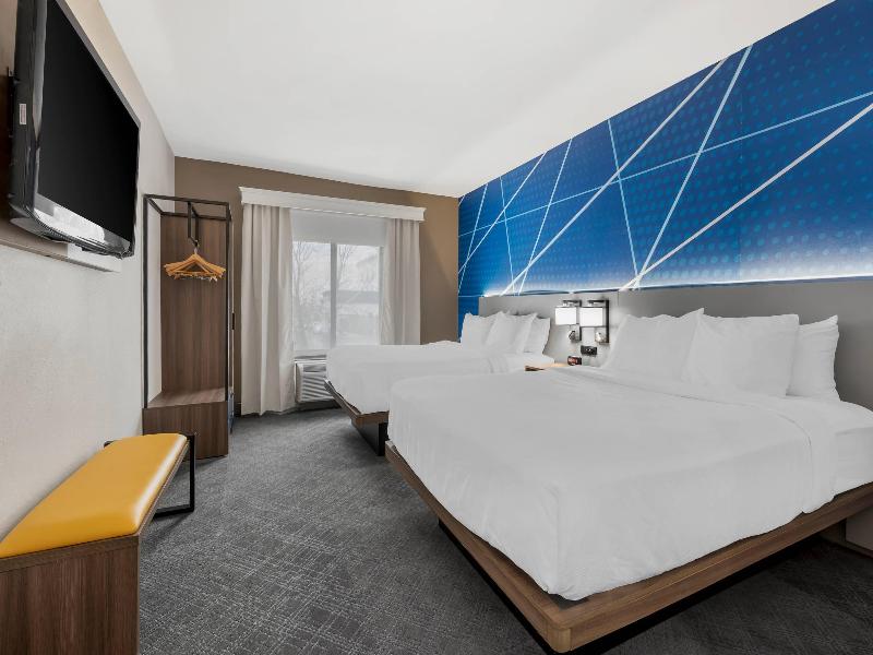 SUITE TWO QUEEN BEDS NON SMOKING — photo 6