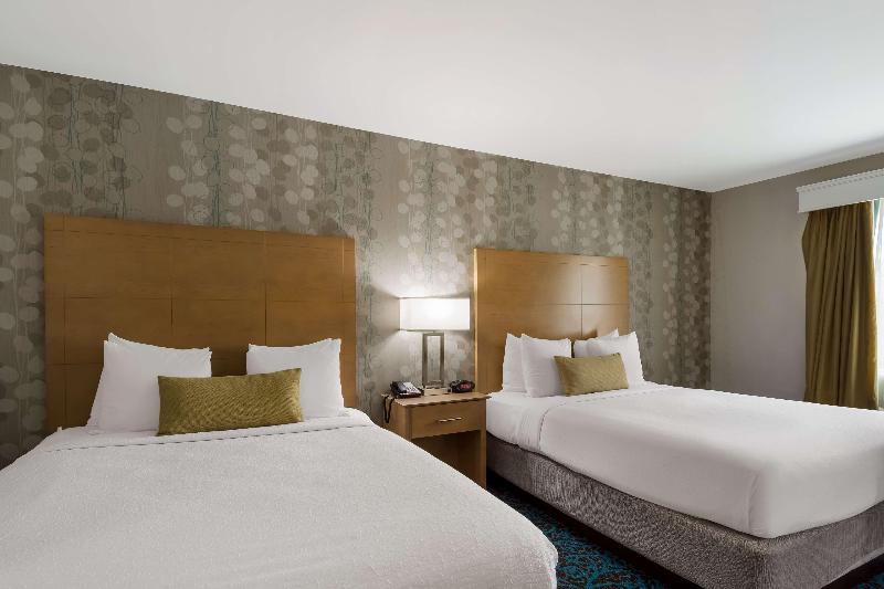 Spark by Hilton Milford Boston image