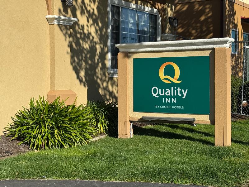 Quality Inn Ukiah Area