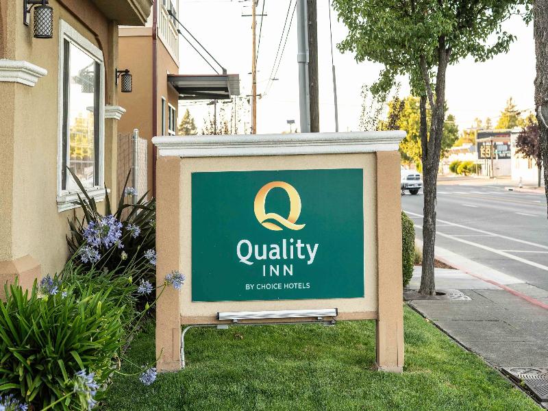Quality Inn Ukiah Area image