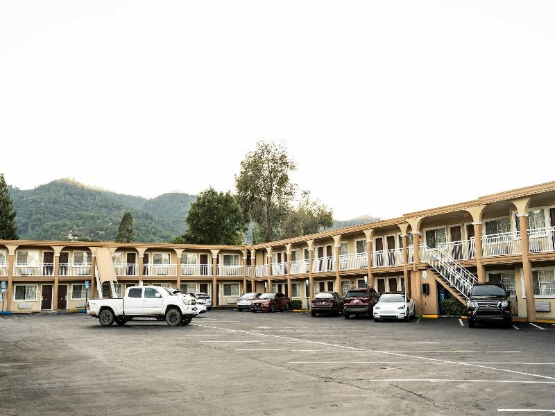 Quality Inn Ukiah Area image