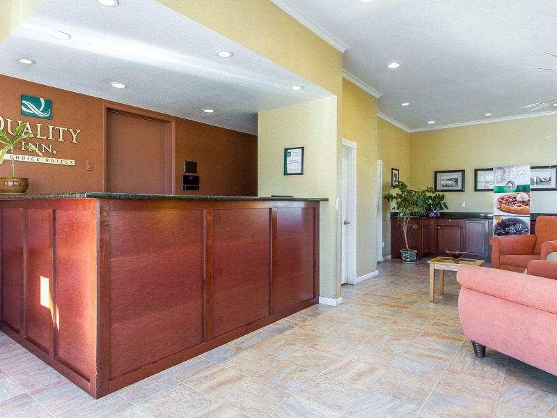 Quality Inn Ukiah Area image