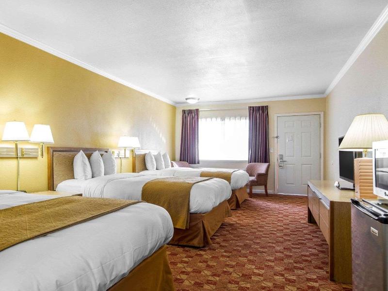 Quality Inn Ukiah Area image