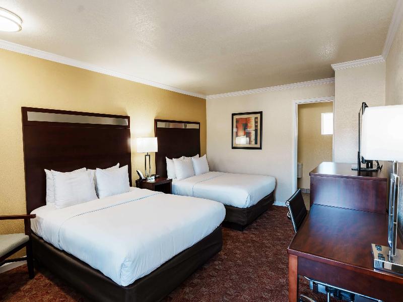 Quality Inn Ukiah Area image