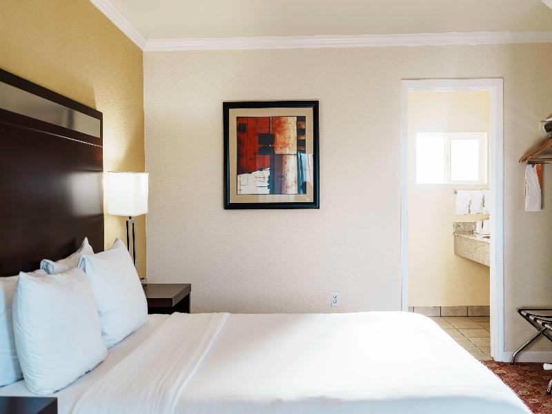 Quality Inn Ukiah Area image