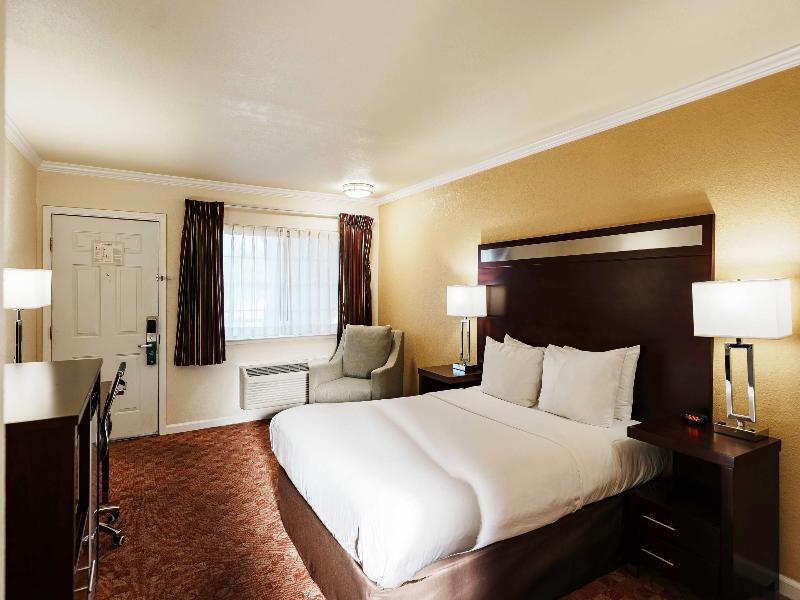 Quality Inn Ukiah Area image