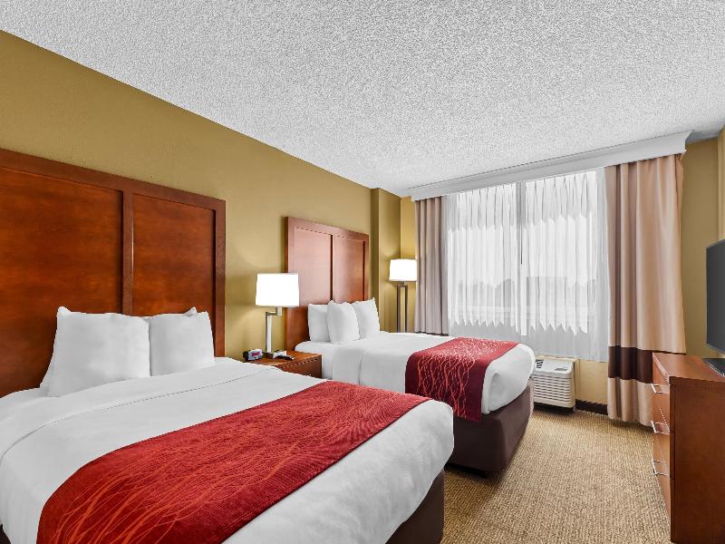 Comfort Inn & Suites Lakeland North I-4 image