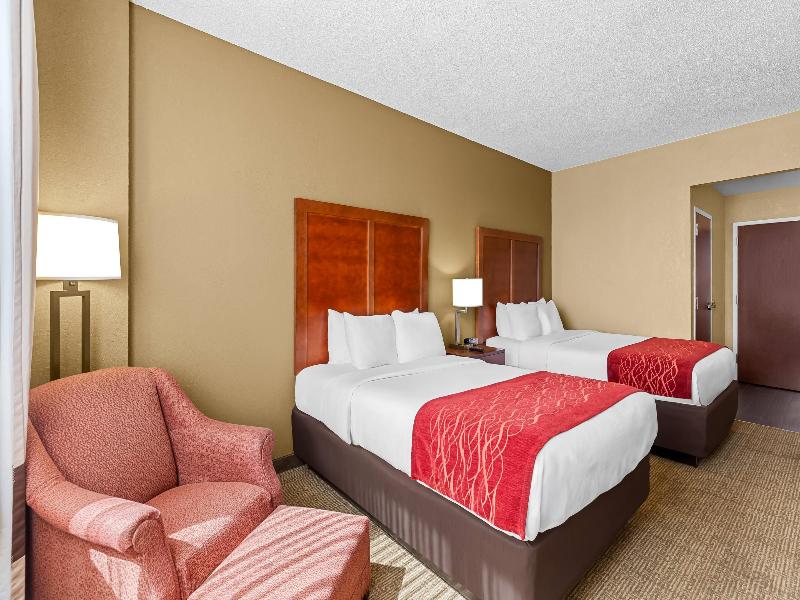 Comfort Inn & Suites Lakeland North I-4 image