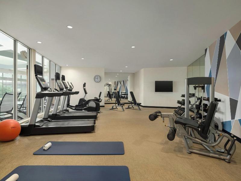 Springhill Suites Roanoke image