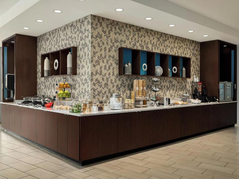 Springhill Suites Roanoke image