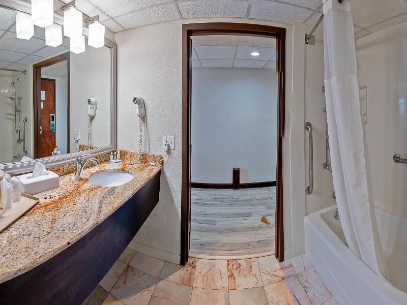 Quality Inn Milan-Sandusky image