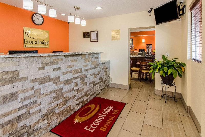 Econo Lodge Near Motor Speedway image