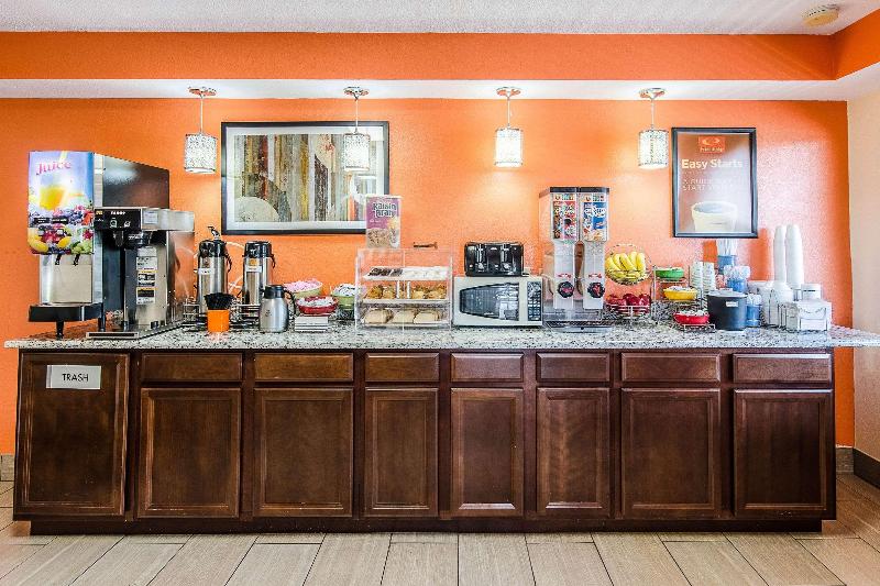 Econo Lodge Near Motor Speedway image