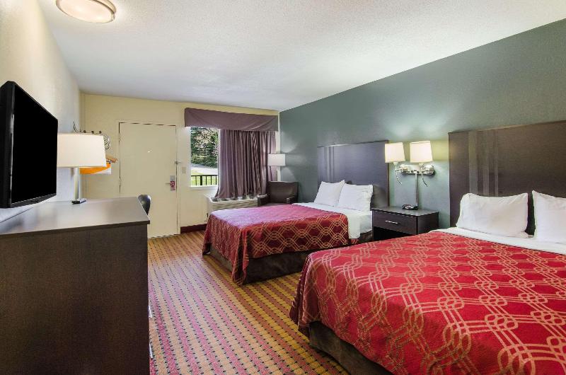 Econo Lodge Near Motor Speedway image