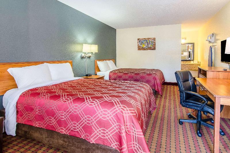 Econo Lodge Near Motor Speedway image