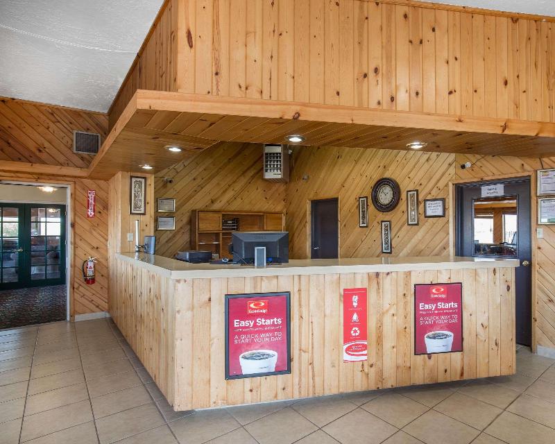 Econo Lodge Salina Scenic Route 89 & I-70 image