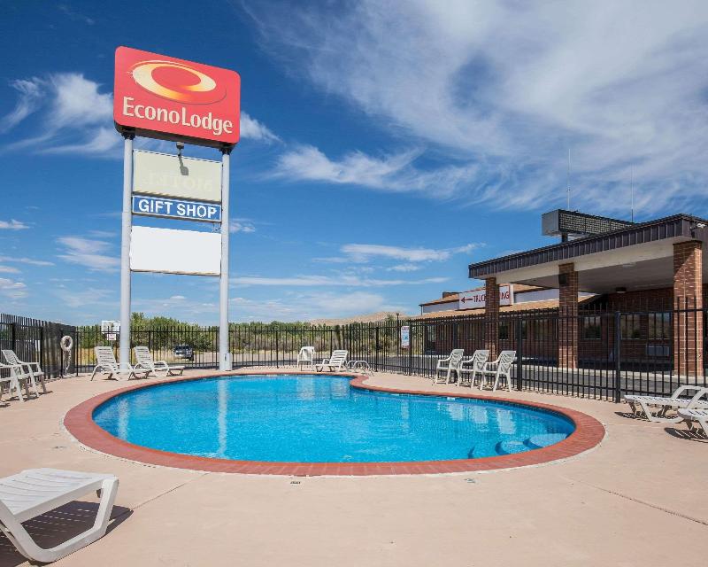 Econo Lodge Salina Scenic Route 89 & I-70 image
