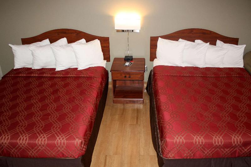 Econo Lodge Salina Scenic Route 89 & I-70 image