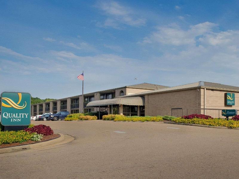 Quality Inn Columbus, Ms