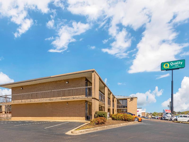 Quality Inn Columbus, Ms — general view