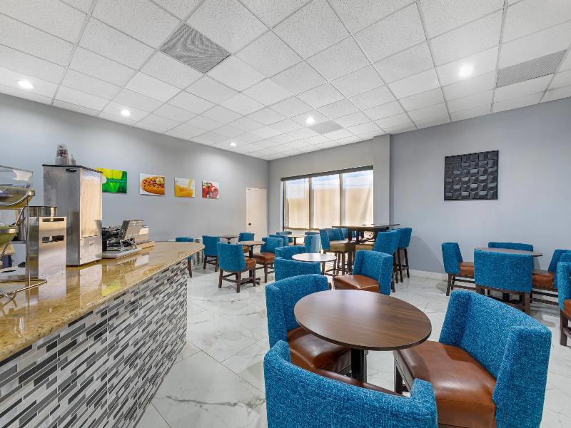 Quality Inn Columbus, Ms image