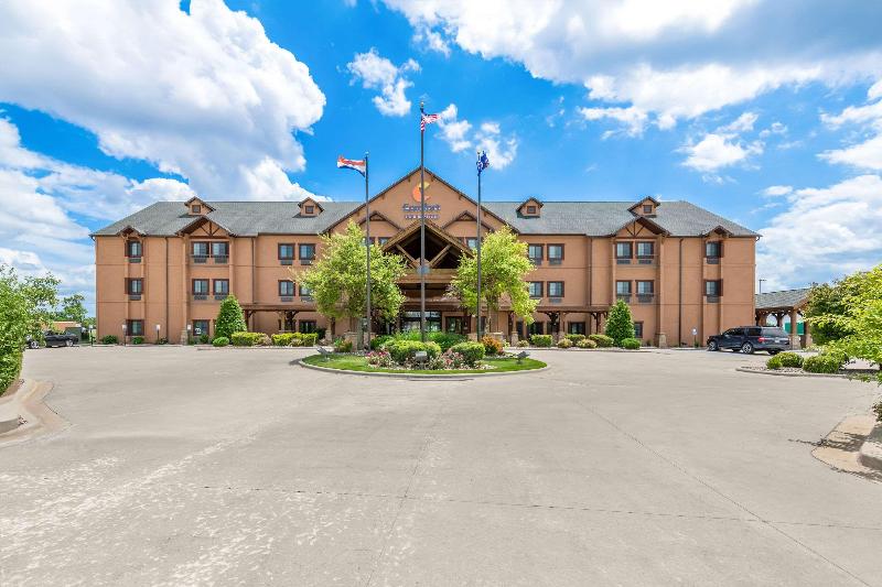 Comfort Inn & Suites Chillicothe image