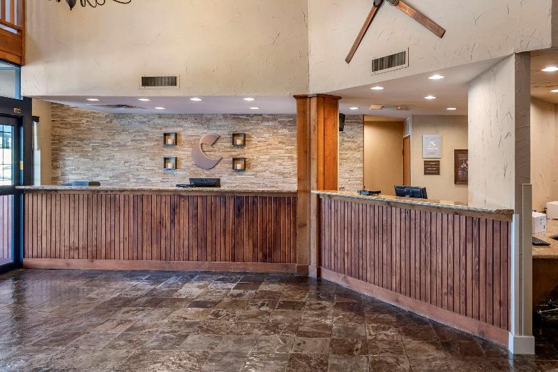 Comfort Inn & Suites Chillicothe image