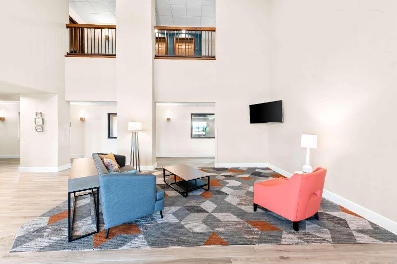 Comfort Inn & Suites Chillicothe image