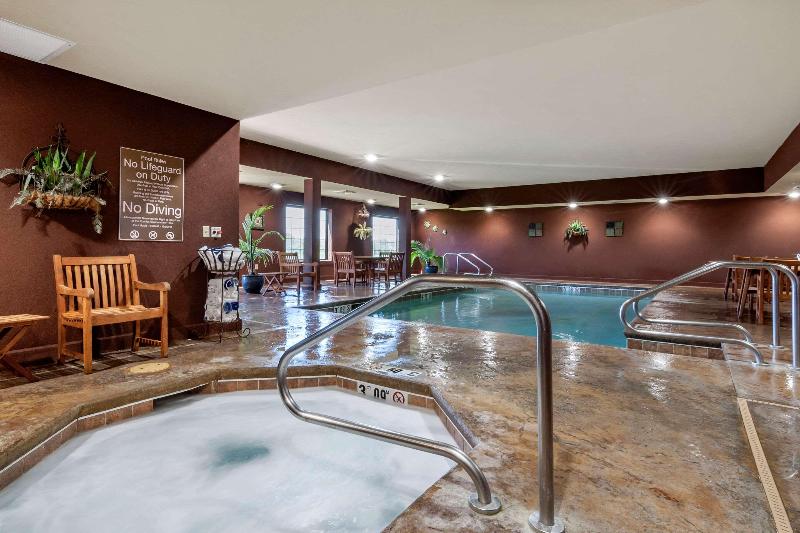 Comfort Inn & Suites Chillicothe image